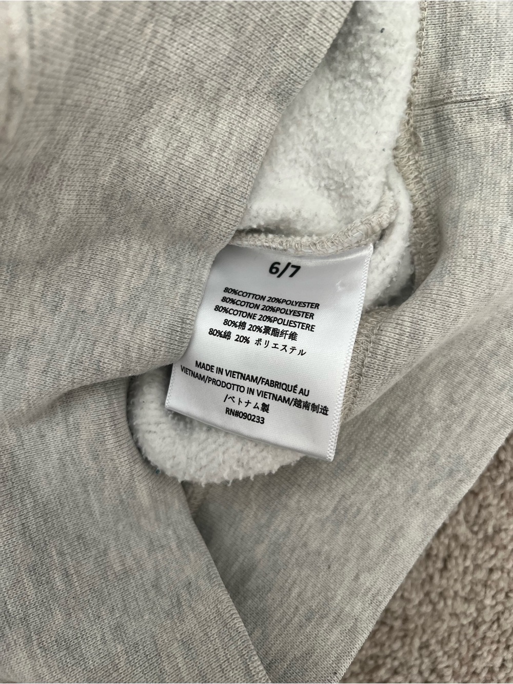 Fear of God ESSENTIALS Light Grey Logo Hoodie - kids - Picture 9 of 11